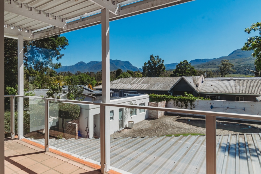 4 Bedroom Property for Sale in Heatherlands Western Cape